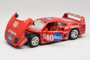 Ferrari F40 #40 J-P. Jabouille / O. Grouillard Art Sports 1987 Bburago 1:18 3332-A1 Kovina – slika 2 od 8