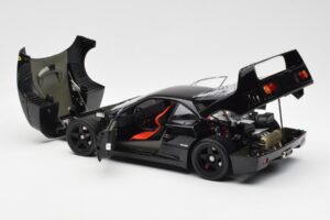 Ferrari F40 Črn Kyosho 1:18 08416BK Kovina – slika 7 od 10