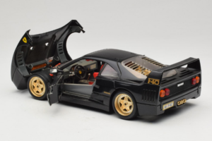 Ferrari F40 Črn z Zlatimi Kolesi Bburago 1:18 3032-B2 Kovina – slika 5 od 8