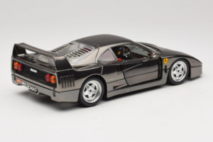 Ferrari F40 Chrome Black Bburago 1:18 3401-B1 Kovina – slika 3 od 8