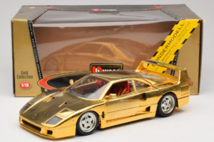 Ferrari F40 Chrome Gold Limited Edition 250 pcs Bburago 1:18 3332-G1 Kovina – slika 8 od 8