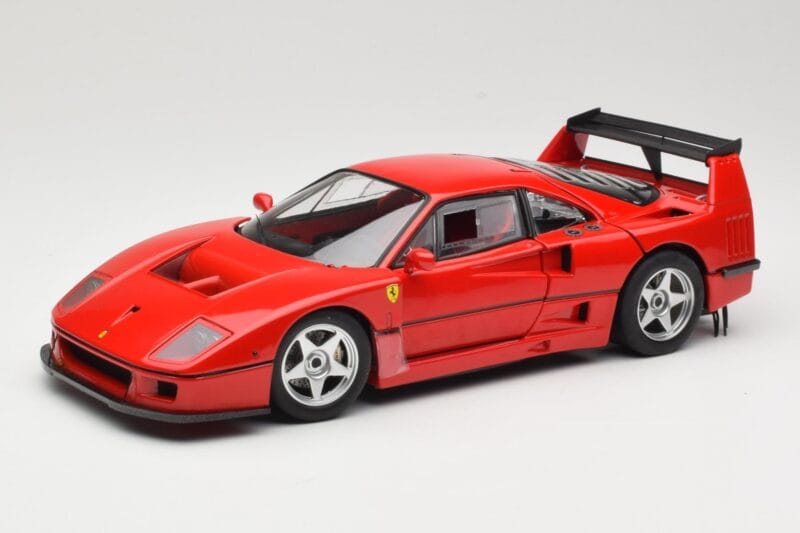 Ferrari F40 Competizione Test Version Rdeč Hot Wheels 1:18 P9922 Kovina