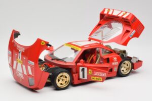 Ferrari F40 Evoluzione Bburago 1:18 3042 Kovina – slika 2 od 8