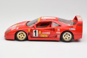 Ferrari F40 Evoluzione Bburago 1:18 3042 Kovina – slika 4 od 8