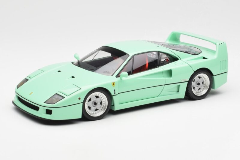 Ferrari F40 Metino Zelena Kyosho 1:18 08416MG Kovina
