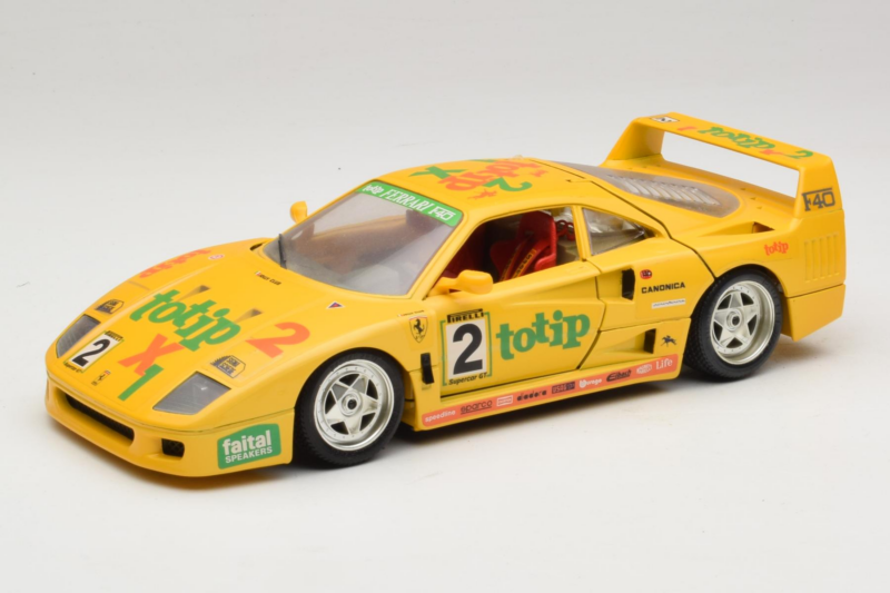 Ferrari F40 Totip Jolly Club #2 Rumen Bburago 1:18 3332-Y1 Kovina