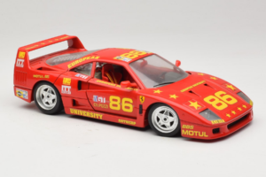 Ferrari F40 LM #86 Ch. Pozzi IMSA 24 Hours of Le Mans 1985 Rdeč Bburago 1:18 3332-P6 Kovina – slika 6 od 8