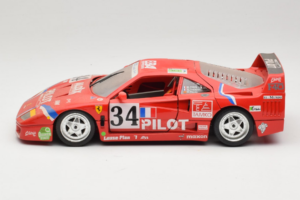 Ferrari F40 LM Pilot #34 Ferte / Thavenin / Palau 24 Hours of Le Mans 1995 Rdeč Bburago 1:18 3032-P3 Kovina – slika 4 od 8