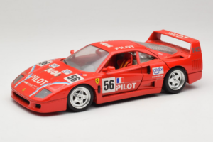 Ferrari F40 #56 Pilot Rdeč 1987 Bburago 1:18 3332-P2 Kovina