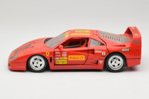 Ferrari F40 Pirelli BBS Rdeč Bburago 1:18 3032-P4 Kovina – slika 4 od 8