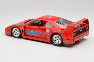 Ferrari F40 PPG Auto Refinish Rdeč Bburago 1:18 3332-P1 Kovina – slika 7 od 8