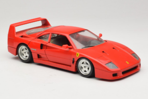 Ferrari F40 Rdeč Diamond Edition Bburago 1:18 3022-P1 Kovina – slika 6 od 8