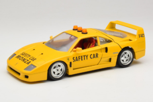 Ferrari F40 Safety Car Rumen Bburago 1:18 3032-Y2 Kovina