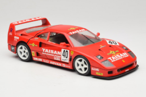 Ferrari F40 #40 T. Ohta / A. Reid Taisan Rdeč 1987 Bburago 1:18 3022-T1 Kovina – slika 6 od 8