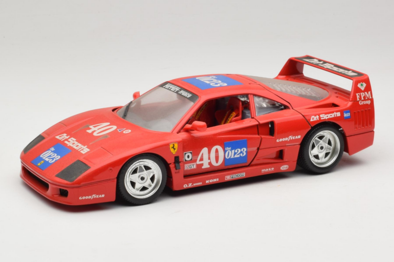Ferrari F40 #40 the0123 Rdeč 1987 Bburago 1:18 3332-P5 Kovina