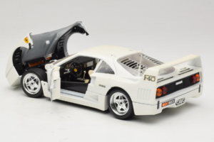 Ferrari F40 Bel Bburago 1:18 3332-W4 Kovina – slika 5 od 8