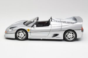 Ferrari F50 Kabriolet Srebrna Bburago 1:18 3372 Kovina – slika 4 od 8