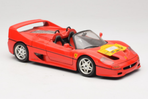 Ferrari F50 Kabriolet 50 Jahre Ferrari 24 Jahre Bburago FMC Rdeč Bburago 1:18 3352-P1 Kovina – slika 6 od 8