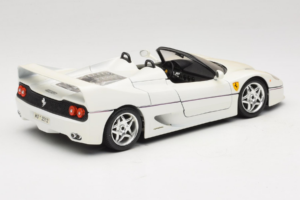Ferrari F50 Kabriolet Bel Bburago 1:18 3352-W1 Kovina – slika 3 od 8