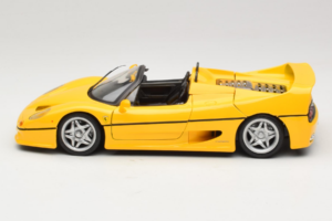 Ferrari F50 Kabriolet Shell Rumen Maisto 1:18 3076-Y2 Kovina – slika 4 od 8