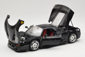 Ferrari F50 Coupe Črn Bburago 1:18 3372-B1 Kovina – slika 2 od 8
