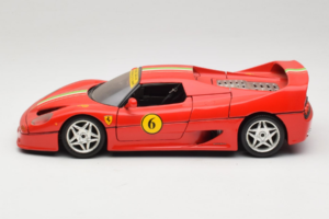 Ferrari F50 Coupe #6 Rdeč z Italijansko Zastavo Bburago 1:18 3382-P1 Kovina – slika 4 od 8
