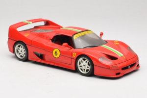 Ferrari F50 Coupe #6 Rdeč z Italijansko Zastavo Bburago 1:18 3382-P1 Kovina – slika 6 od 8