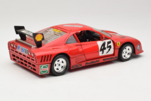 Ferrari 288 GTO Evoluzione #45 Rdeč Revell 1:18 48820 Kovina – slika 3 od 8