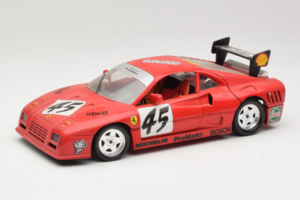 Ferrari 288 GTO Evoluzione #45 Rdeč Revell 1:18 48820 Kovina