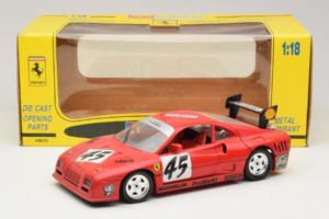 Ferrari 288 GTO Evoluzione #45 Rdeč Revell 1:18 48820 Kovina – slika 8 od 8