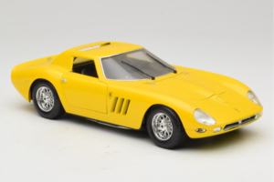 Ferrari 250 GTO Rumena Guiloy 1:18 67525 Kovina – slika 6 od 8