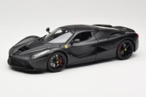 Ferrari LaFerrari F150 Matte Black Bburago 1:18 18-16901BK Kovina