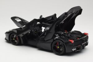 Ferrari LaFerrari F150 Matte Black Bburago 1:18 18-16901BK Kovina – slika 5 od 8