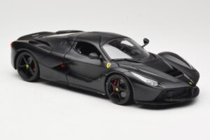 Ferrari LaFerrari F150 Matte Black Bburago 1:18 18-16901BK Kovina – slika 6 od 8