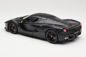 Ferrari LaFerrari F150 Matte Black Bburago 1:18 18-16901BK Kovina – slika 7 od 8