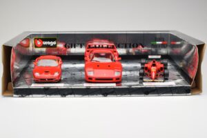 Ferrari Promo Set F40 550 Maranello Scuderia Ferrari F310 F1 1996 Bburago 1:18 FERRARI001 Kovina