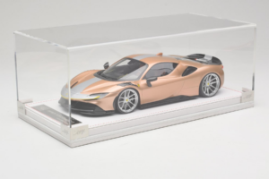 Ferrari SF90 Novitec Zlata Srebrna Proga IVY 1:18 REMC028 Smola – slika 6 od 7