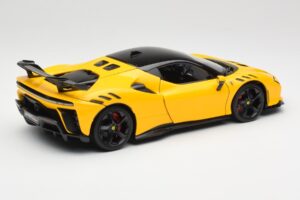 Ferrari SF90 XX Stradale Giallo Modena Bburago 1:18 18-16020Y Kovina – slika 3 od 8