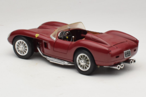 Ferrari Testa Rossa Temno Rdeč Shell Shell 1:18 40026 Kovina – slika 7 od 8