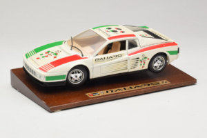 Ferrari Testarossa Italia 90 Bel Bburago 1:18 3059-W1 Kovina – slika 2 od 8