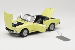 Fiat 124 Spider BS1 Rumena Sun Star 1:18 4921 Kovina – slika 2 od 8