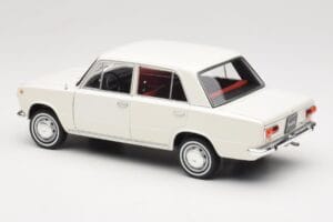 Fiat 124 Bel IXO 1:18 18CMC205OP Kovina – slika 7 od 8
