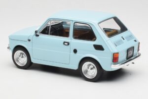 Fiat 126 Svetlo Modra MCG 1:18 MCG18415 Kovina – slika 5 od 6
