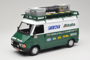 Fiat 242 Alitalia Rally Team Assistance With Trailer 1978 IXO 1:18 18CMC027WX Kovina – slika 2 od 7