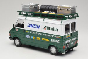 Fiat 242 Alitalia Rally Team Assistance With Trailer 1978 IXO 1:18 18CMC027WX Kovina – slika 6 od 7