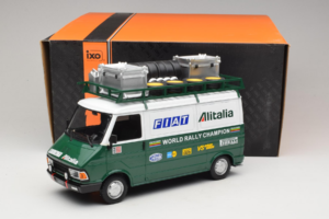 Fiat 242 Alitalia Rally Team Assistance With Trailer 1978 IXO 1:18 18CMC027WX Kovina – slika 7 od 7