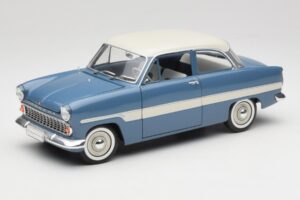 Ford Taunus 12M P2 Moder Proge Revell 1:18 08880-M1 Kovina