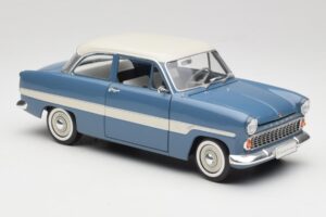Ford Taunus 12M P2 Moder Proge Revell 1:18 08880-M1 Kovina – slika 6 od 8