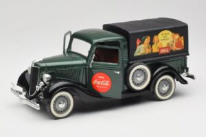 Ford Bache Coca-Cola Solido 1:18 9513 Kovina – slika 2 od 8