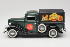 Ford Bache Coca-Cola Solido 1:18 9513 Kovina – slika 4 od 8